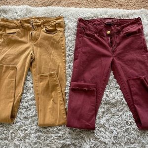 2 PAIRS OF AMERICAN EAGLE 🦅 JEANS